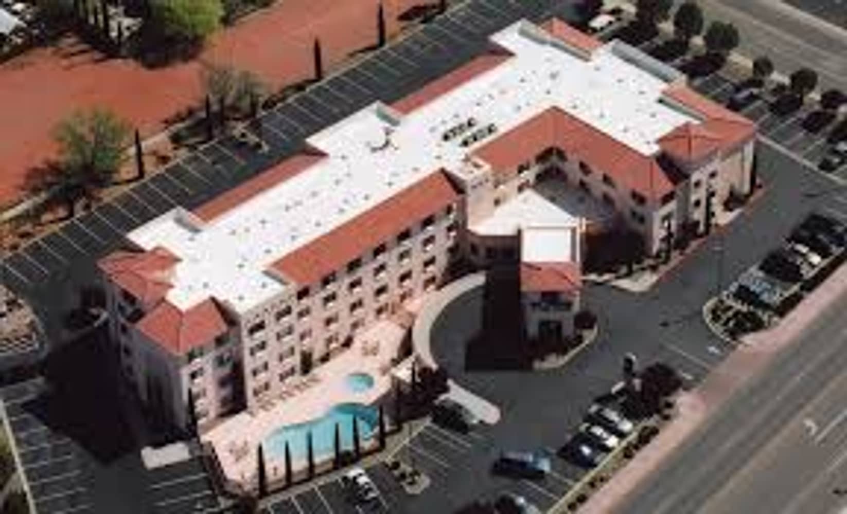 Photo(s) from Commercial Industrial Roofing, LLC.