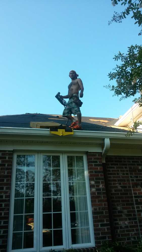 Photo(s) from Gilbertos Roofing & Flooring