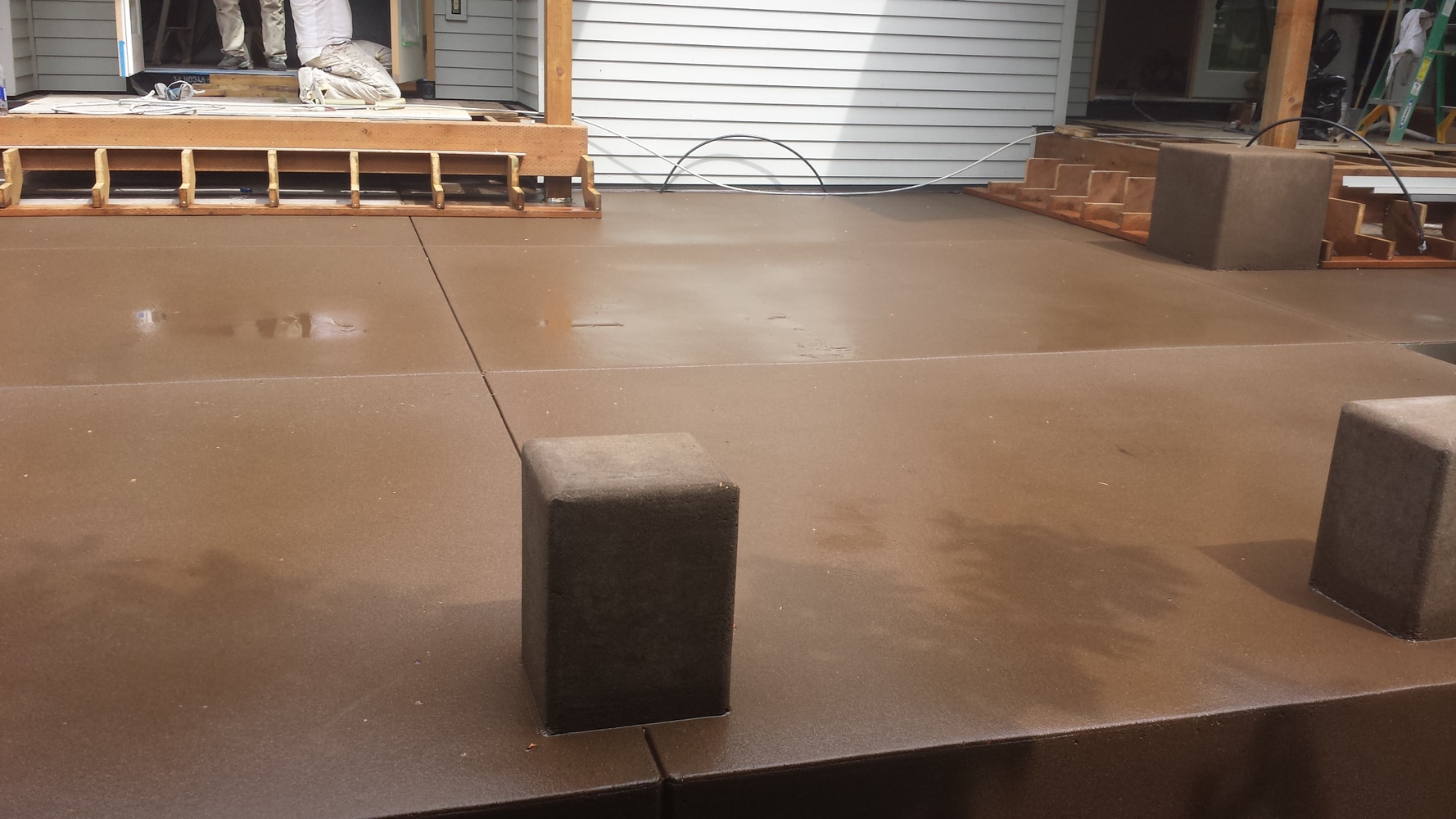 ACID WASH; CONCRETE PATIO