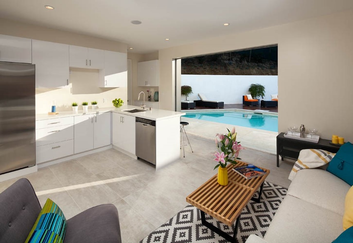 Sherman Oaks Modern New Construction - Knobhill