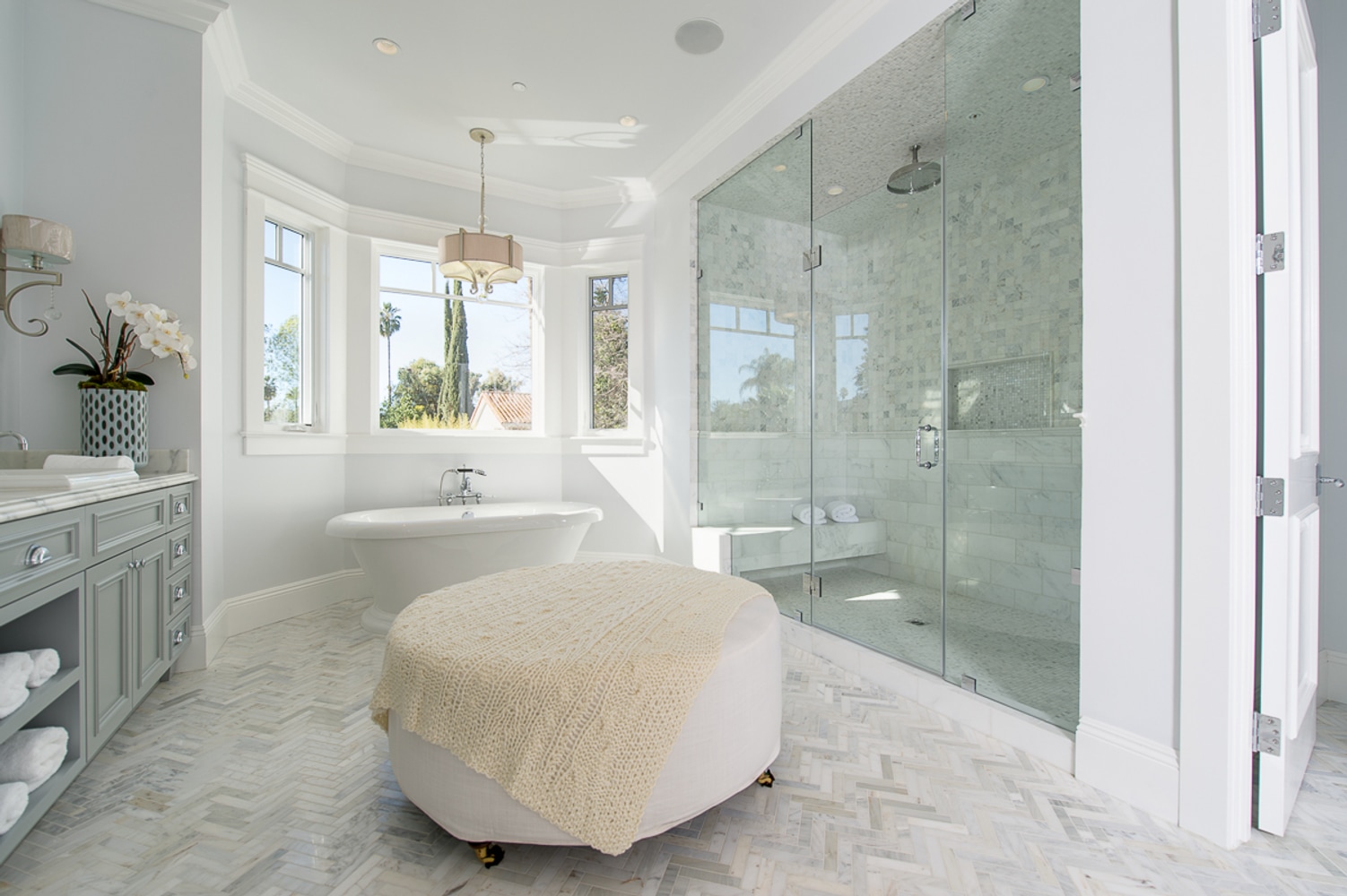 Encino Beach Style New Construction - Densmore