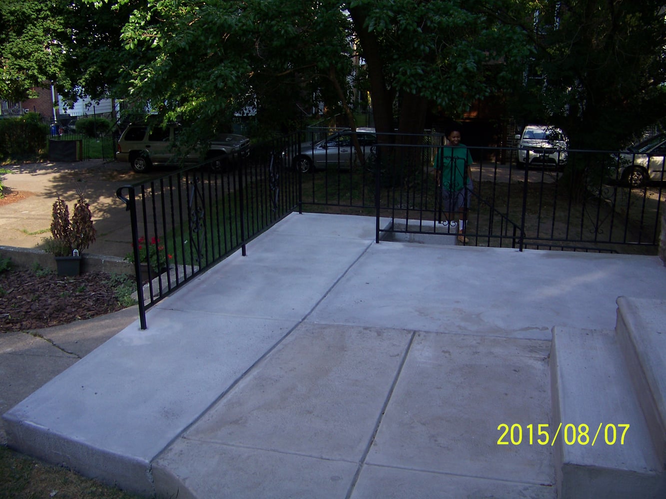 2339 Bryn Mawr Ave back patio