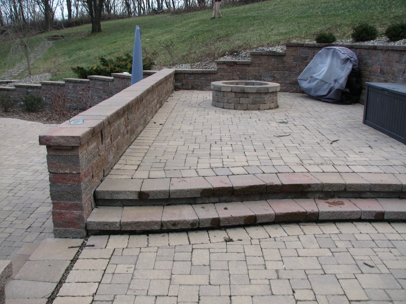 Multi-level patio