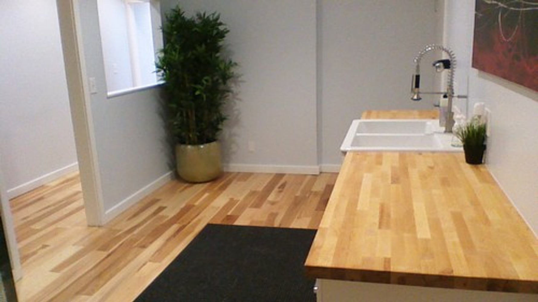 Commercial Finish by Seven Bridges Construction