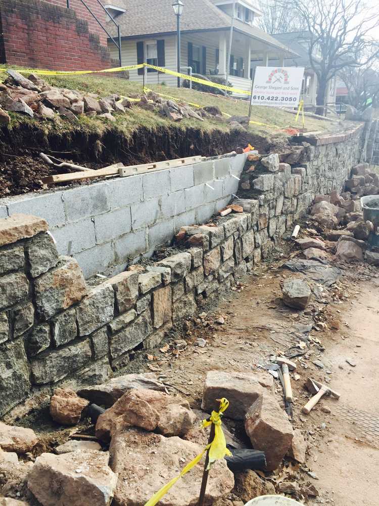 Retaining wall