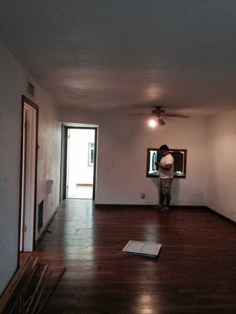 Apartment and bathrooms renovation