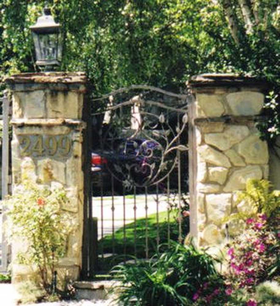 Custom Gates and Fences