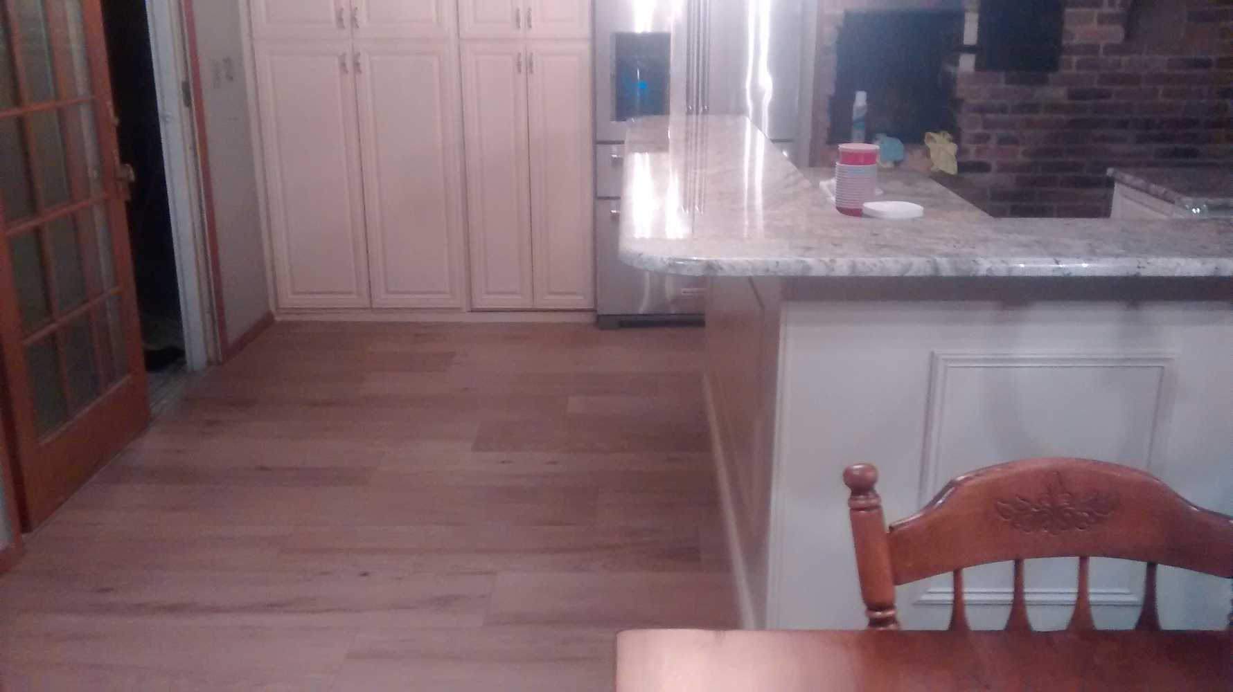 Photo(s) from Fine Paintings And Floors