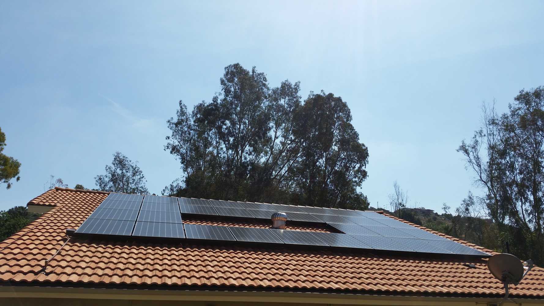 Photo(s) from Strong Solar Power
