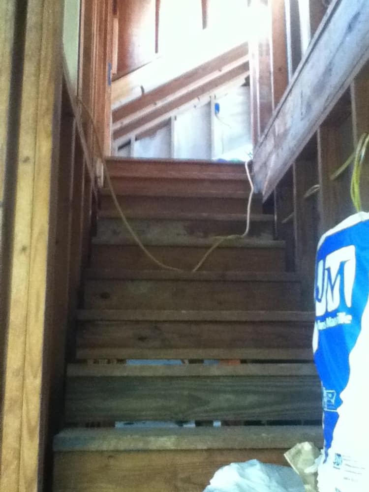 Dead On 2nd Story Garage Addition