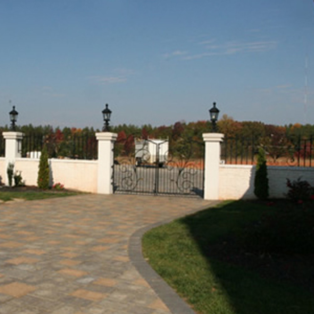 Luxury living brought to you by Aliaga Builders