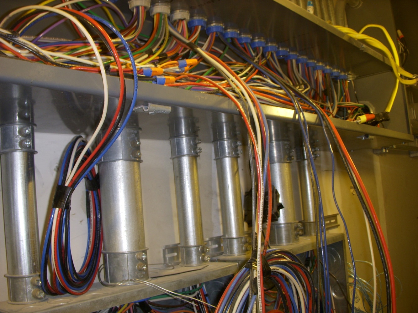 COMMERCIAL & RESIDENTIAL