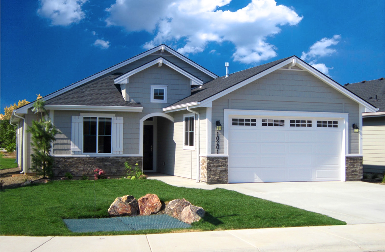 Photo(s) from Red Oak Development Llc