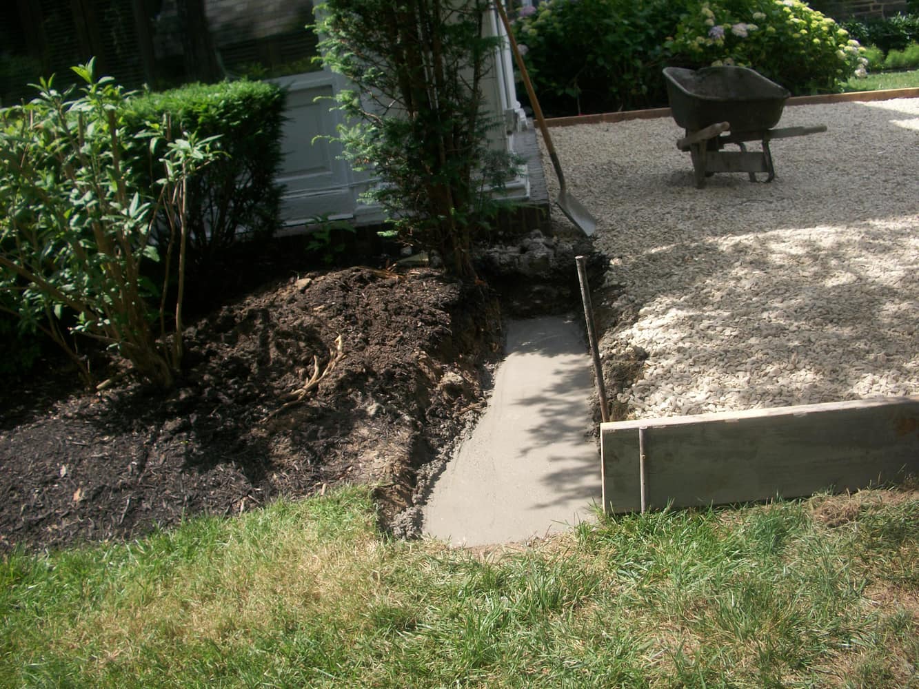 2339 Bryn Mawr Ave back patio
