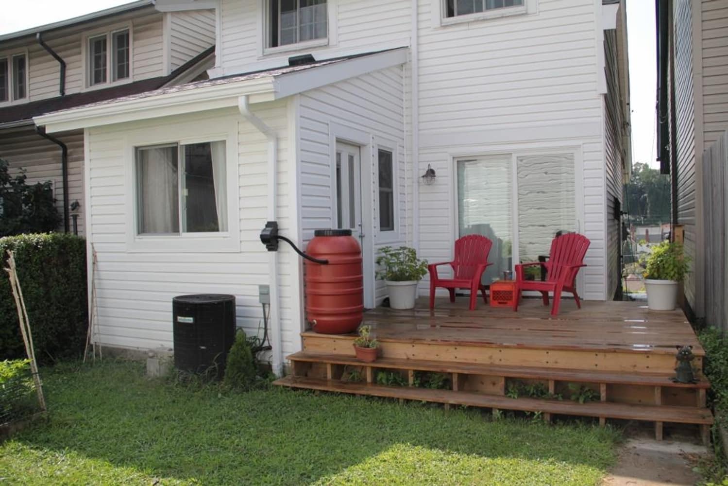 Labelle Street: Mudroom & Kitchen Renovation & Exterior Deck Addition
