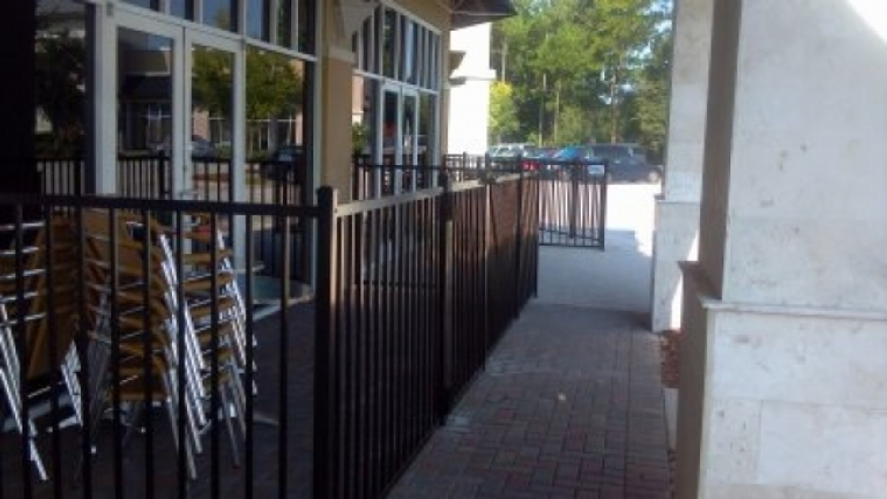 Island Girl Cigar Bar - Outdoor Patio