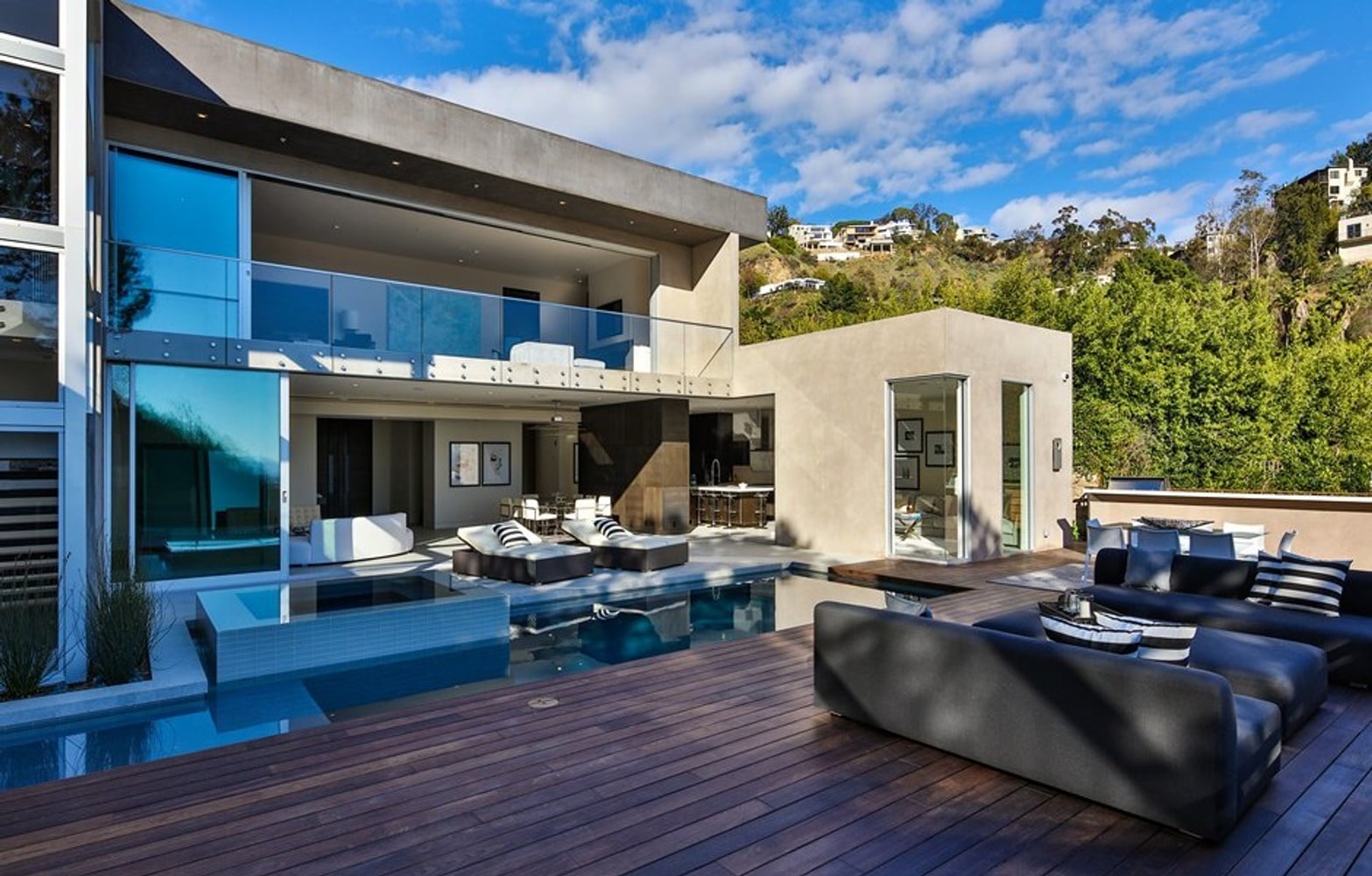 Hollywood Hills Rising Glen Project 