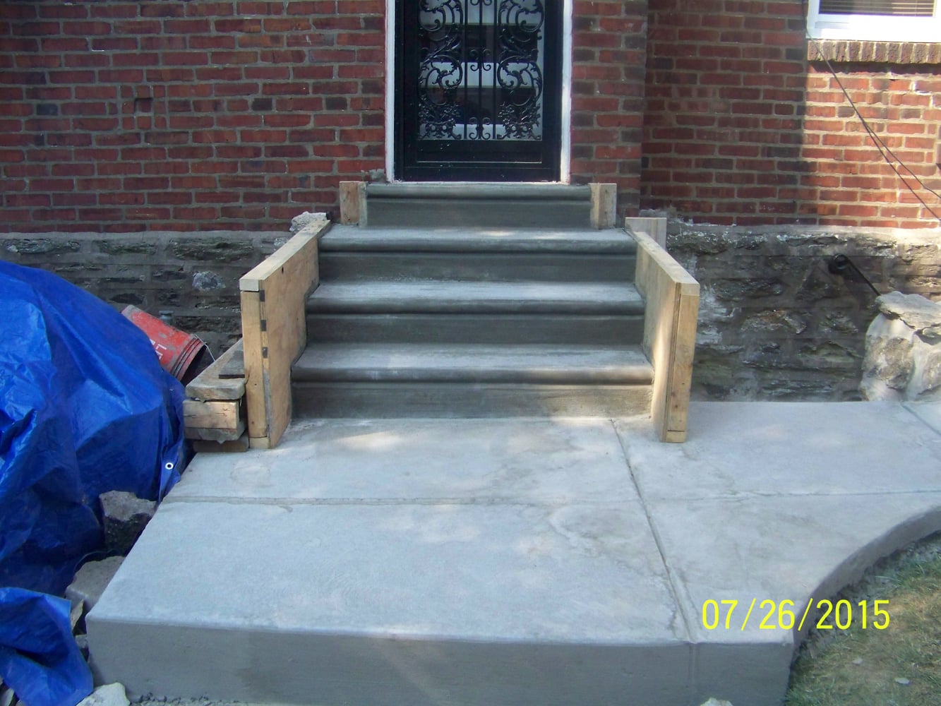 2339 Bryn Mawr Ave back patio