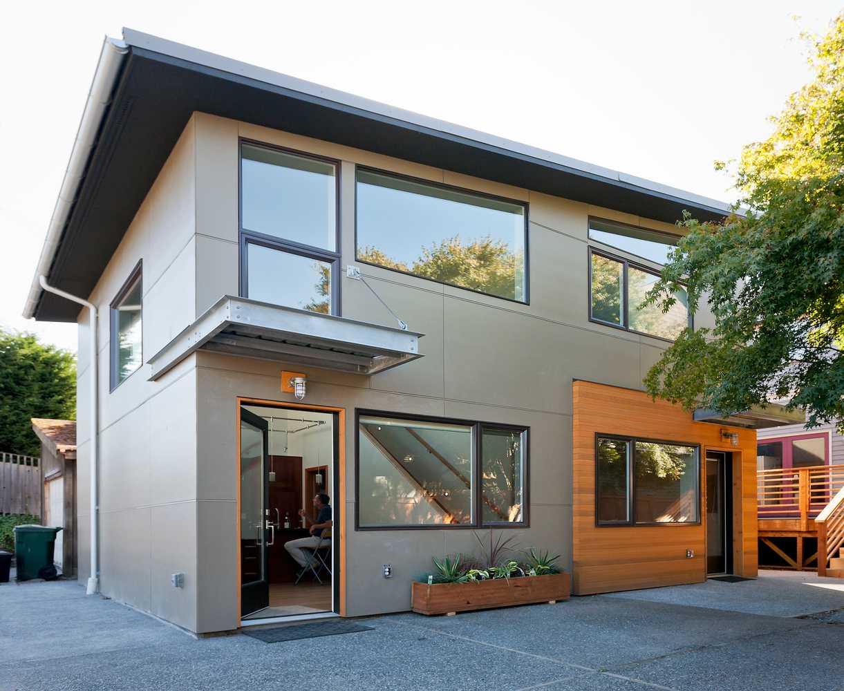 Contemporary Detached Accessory Dwelling Unit