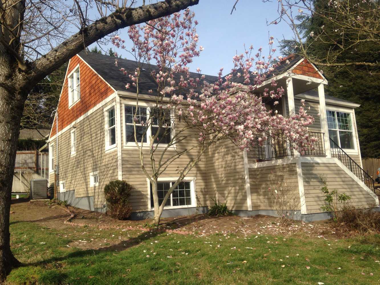 Siding and paint. Beaverton oregon