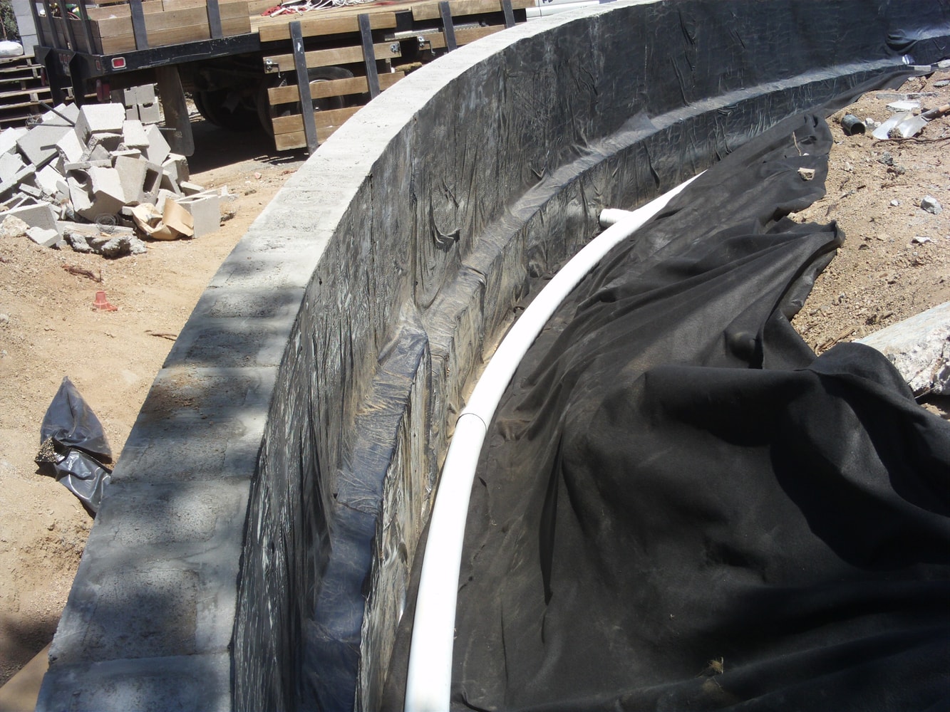 CIRCULAR RETAINING WALLS