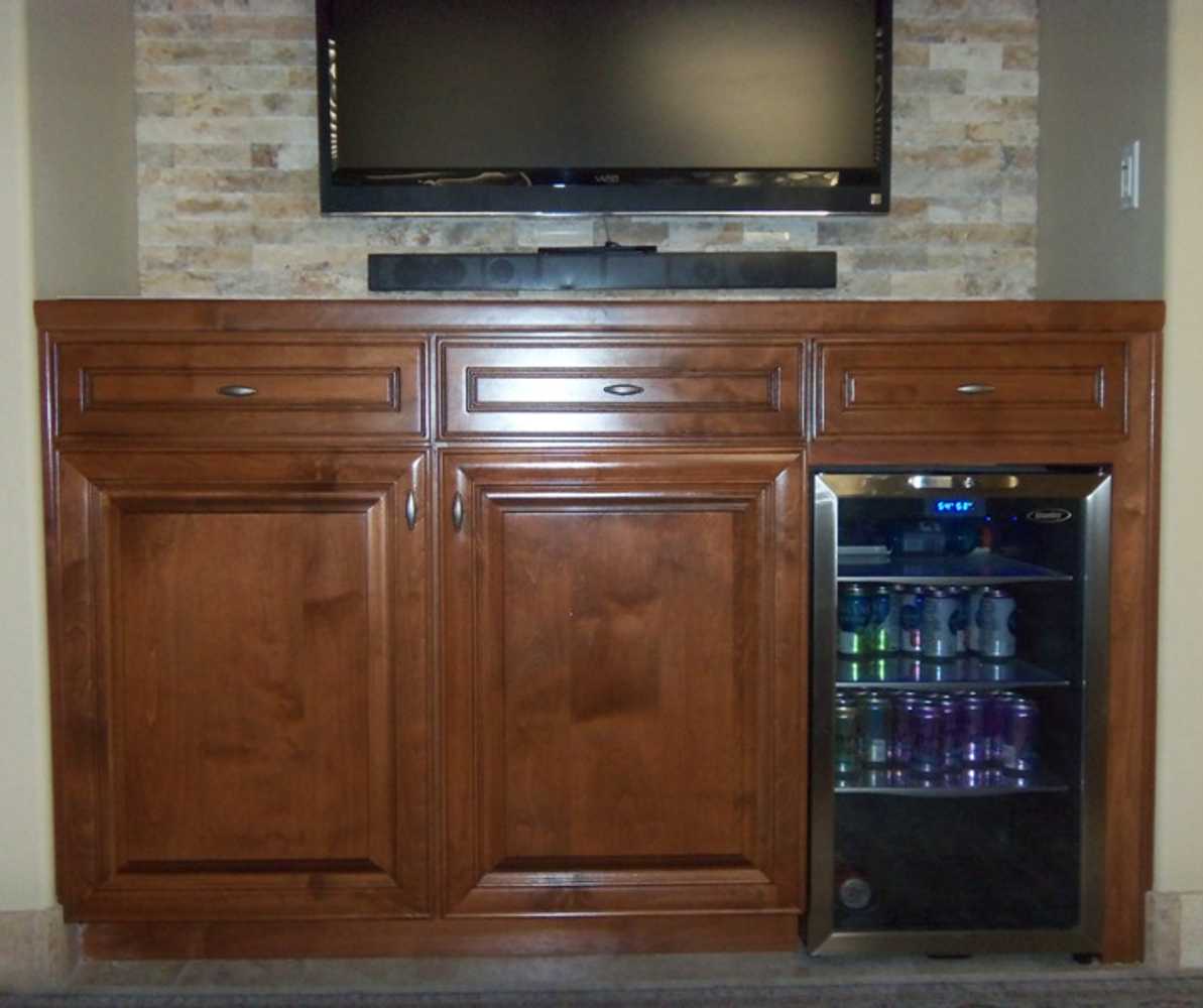 Scottsdale Kitchen Remodel Cabinets, countertops, stove hood