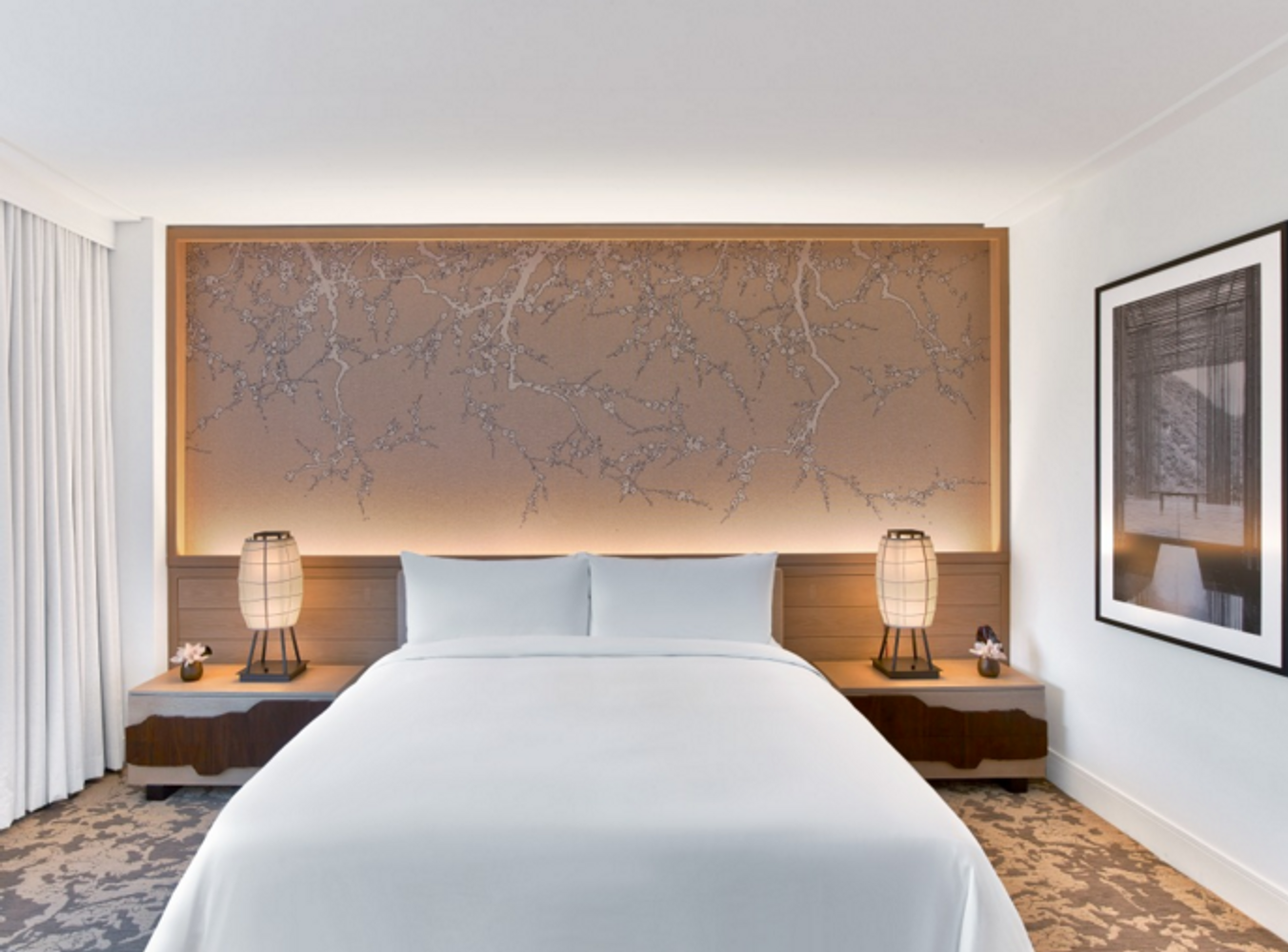 Nobu Eden Roc Pictures