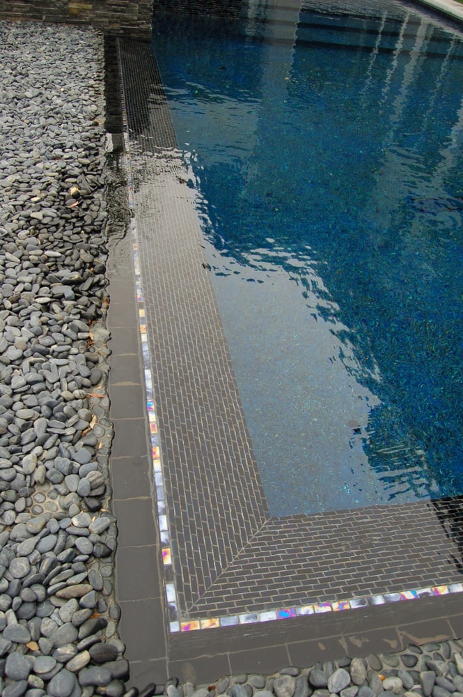 Photo(s) from Advanced Images Tile