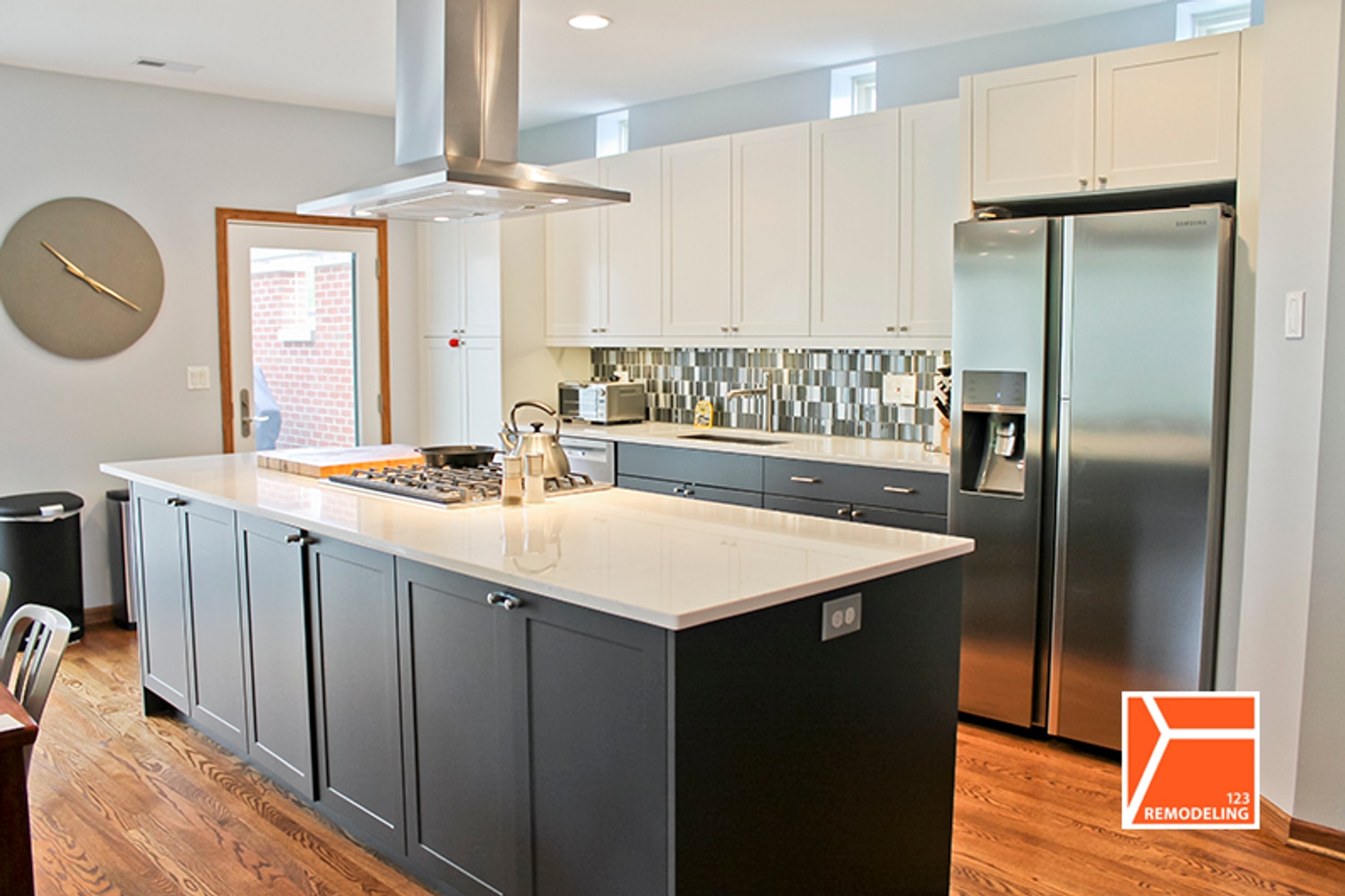 Condo Kitchen Remodel (Magnificent Mile)