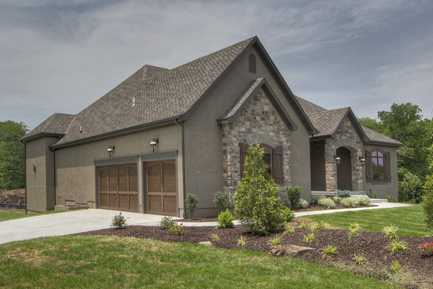 Bellagio Reverse w/ Side Entry