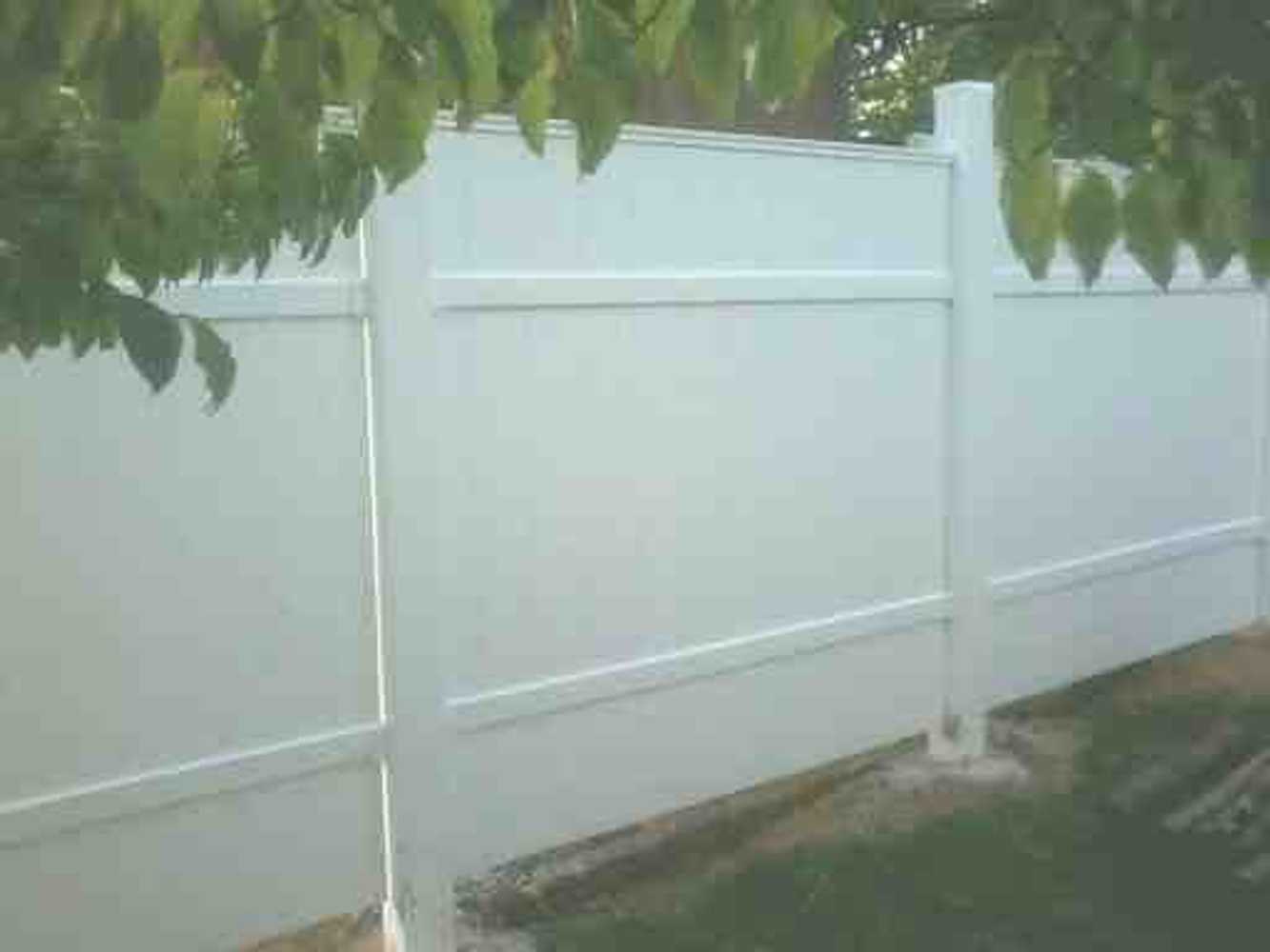 Installation of a fence
