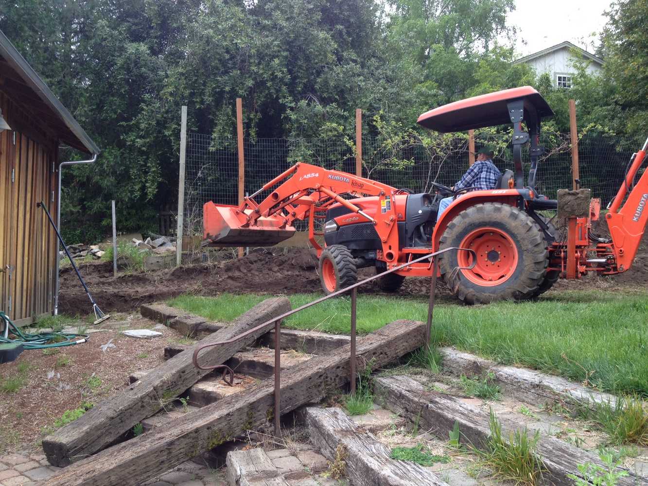 Tight Excavation Spaces are Our Specialty