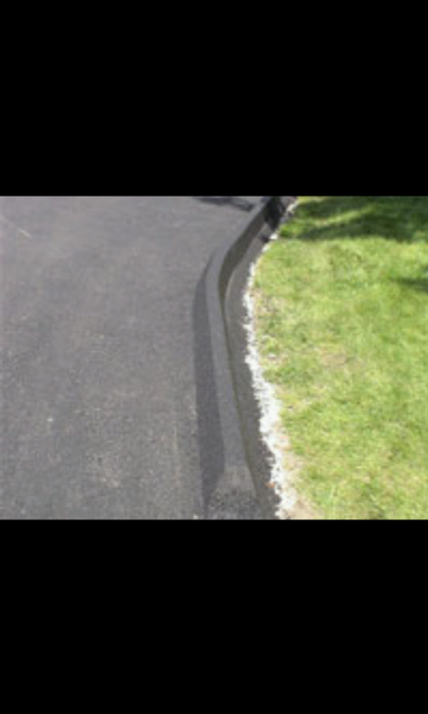 asphalt curbing 