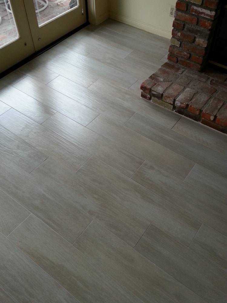 Porcelain wood plank