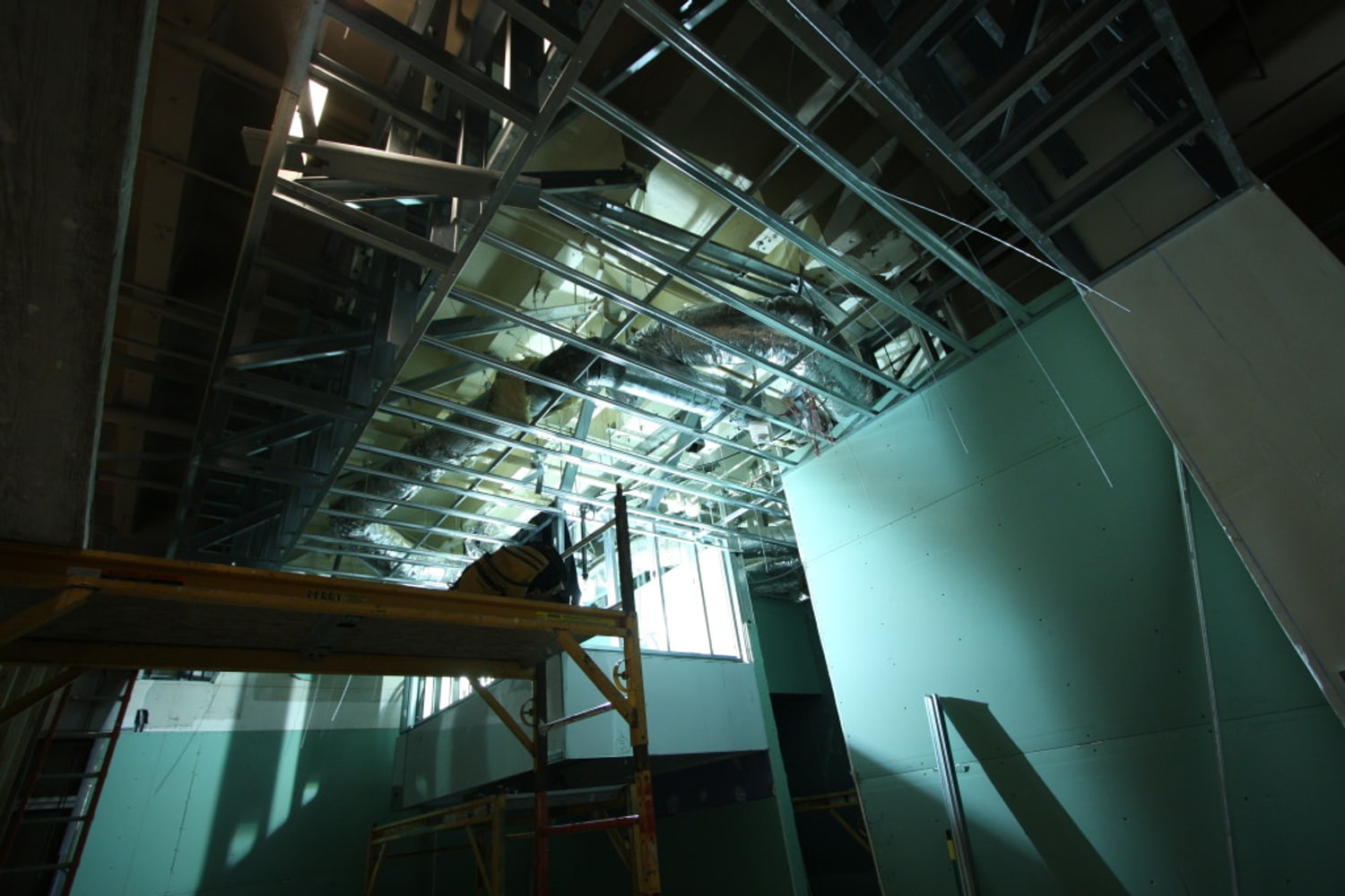 Metal Framing at Sbarro