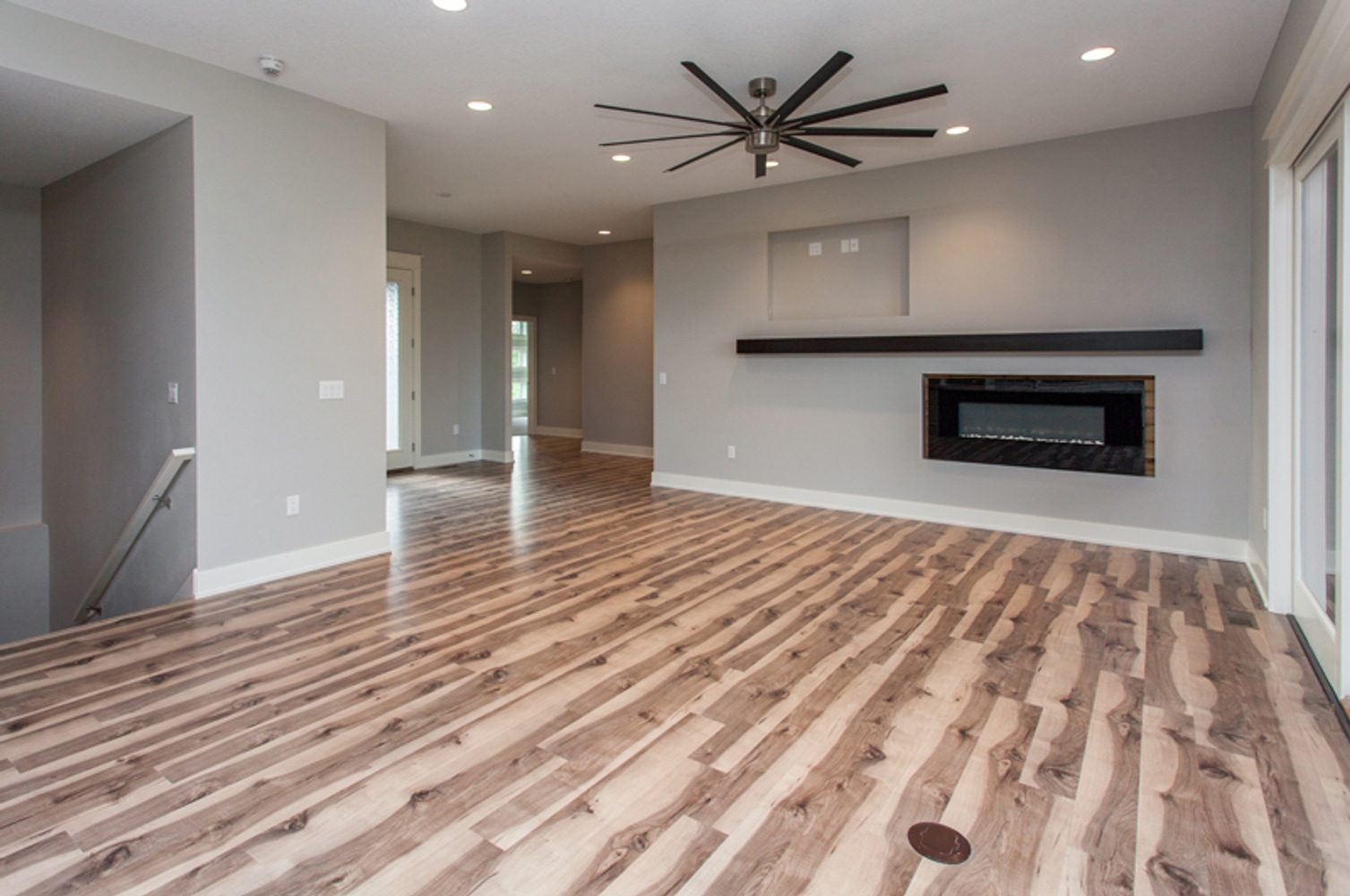 9427 Foxtail Cir, Norwalk