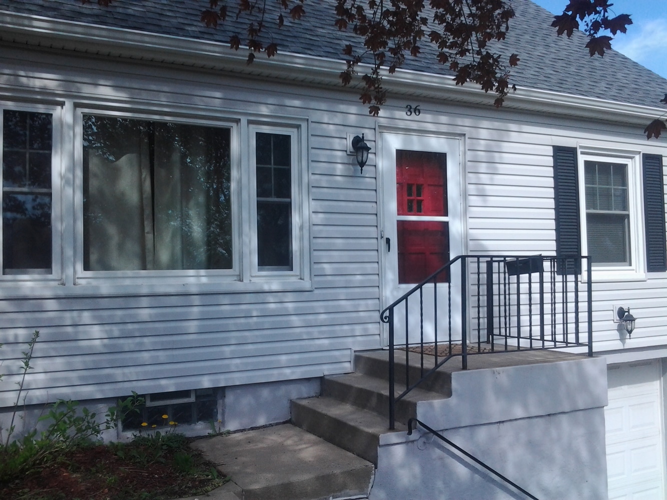 We are a windows and Door installation co.