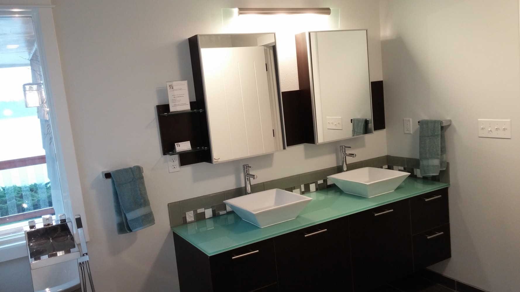 Board Stretchers Interior