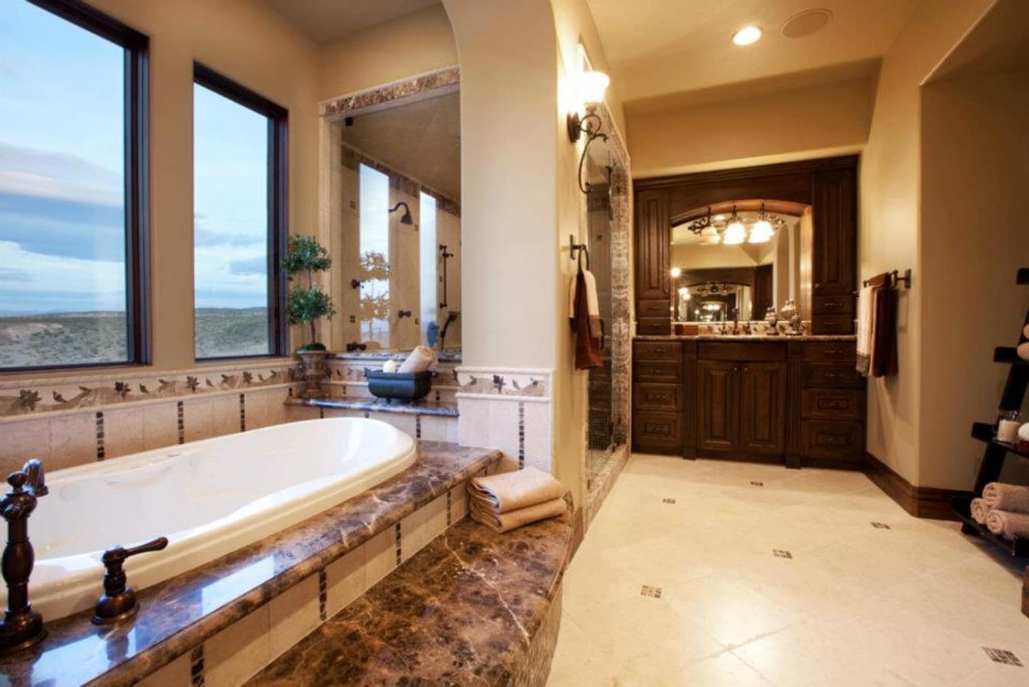 Via Lido Custom Home - Level Development Group Llc