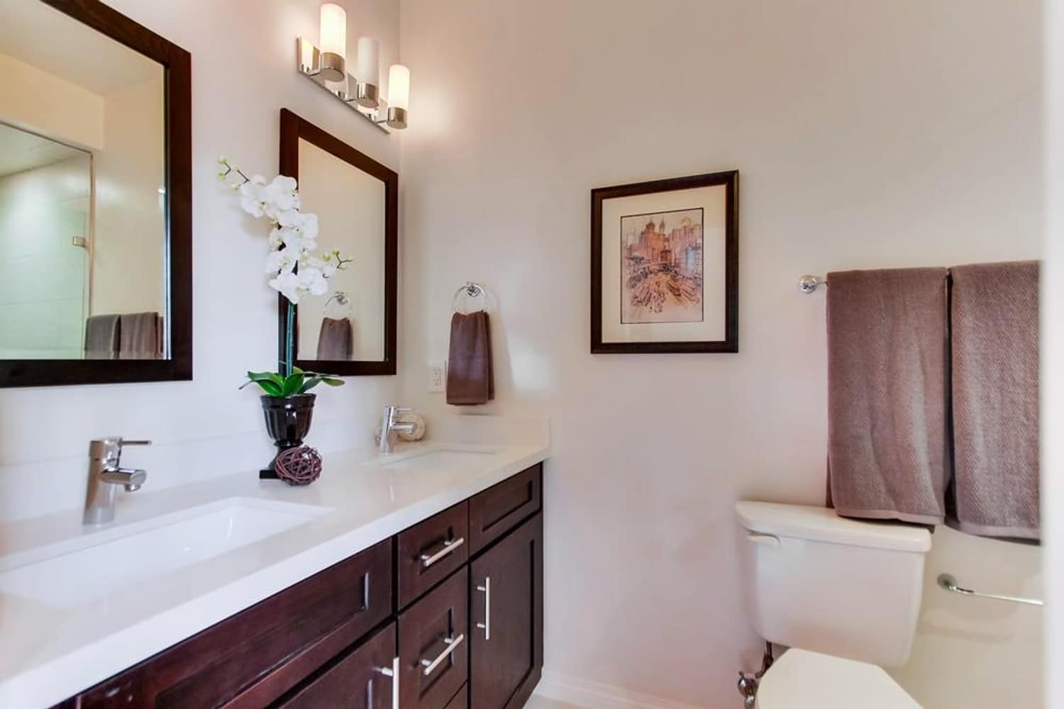 3 Day Flooring, Kitchen and Bath's Pictures