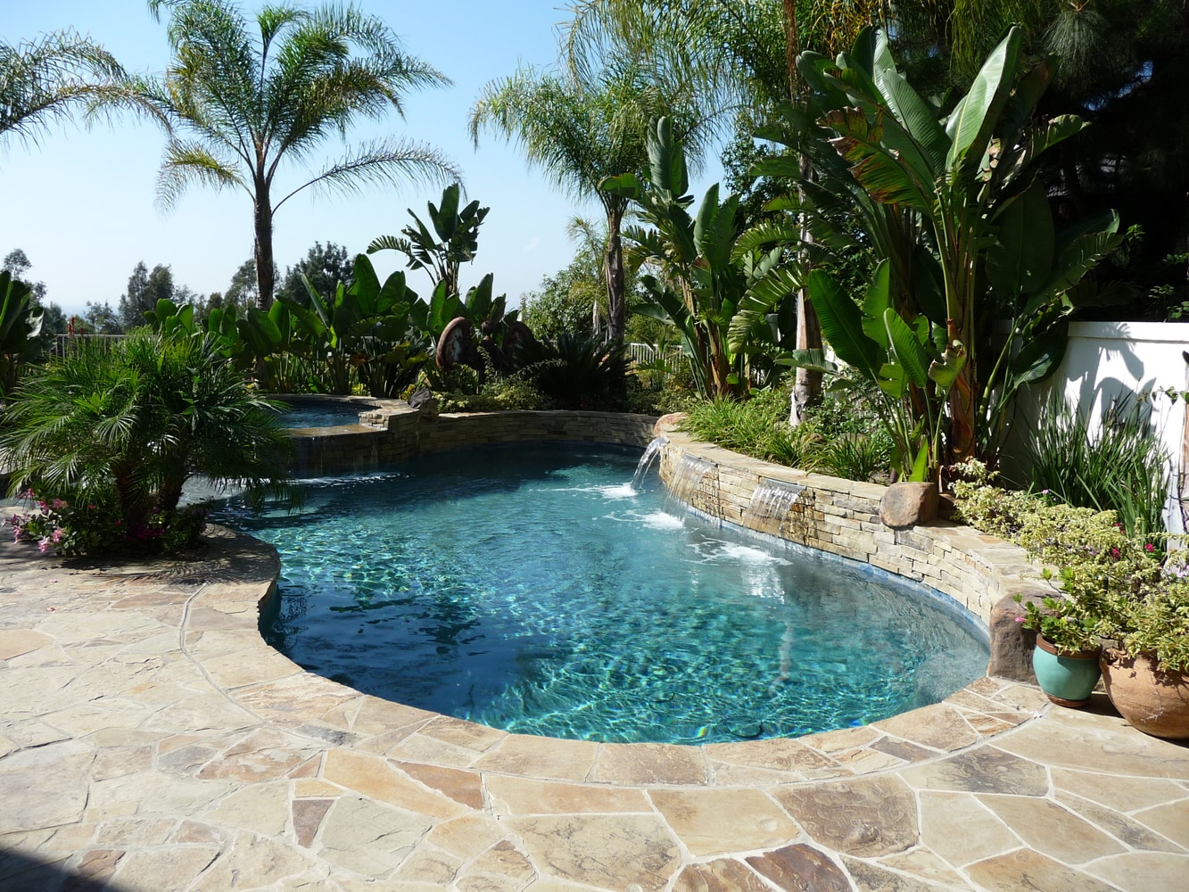 Custom Swimming Pools