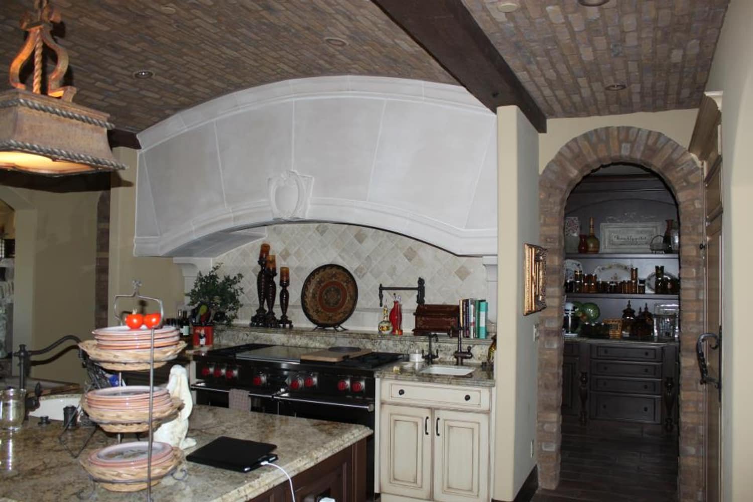 Placa Santa Maria Custom Home - Level Development Group Llc