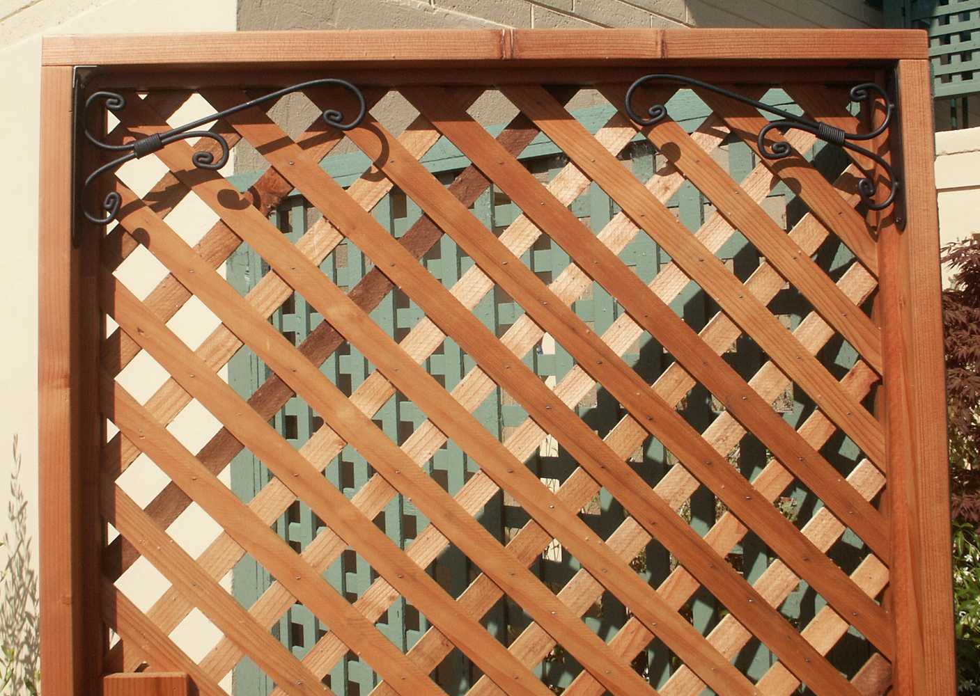 Redwood Gates Fence exterior furniture