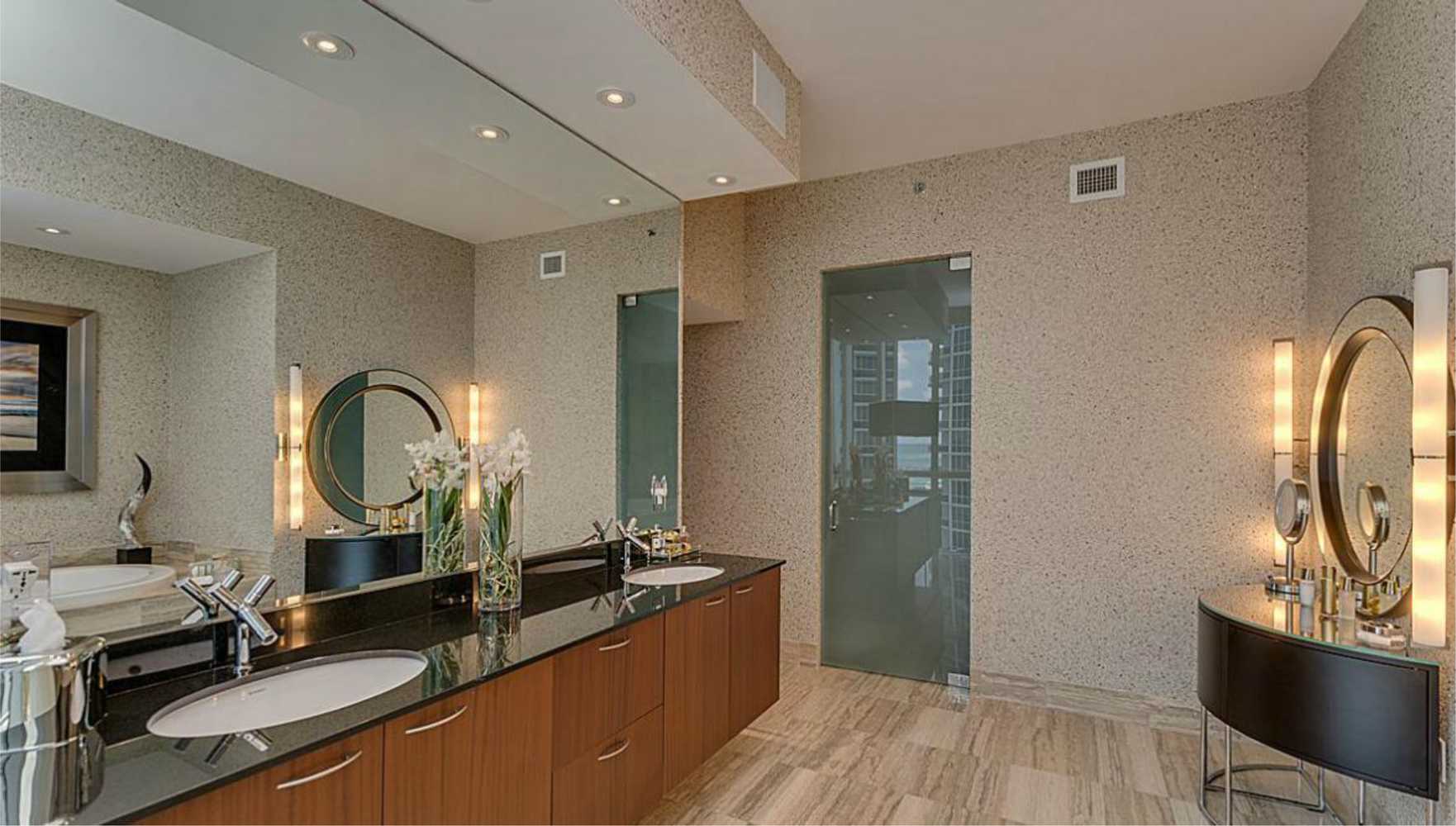 Apartment II in Sunny Isles, FL