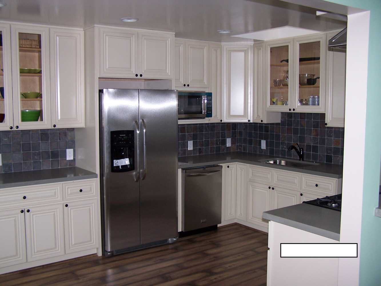 Kitchens & Granite Slabs