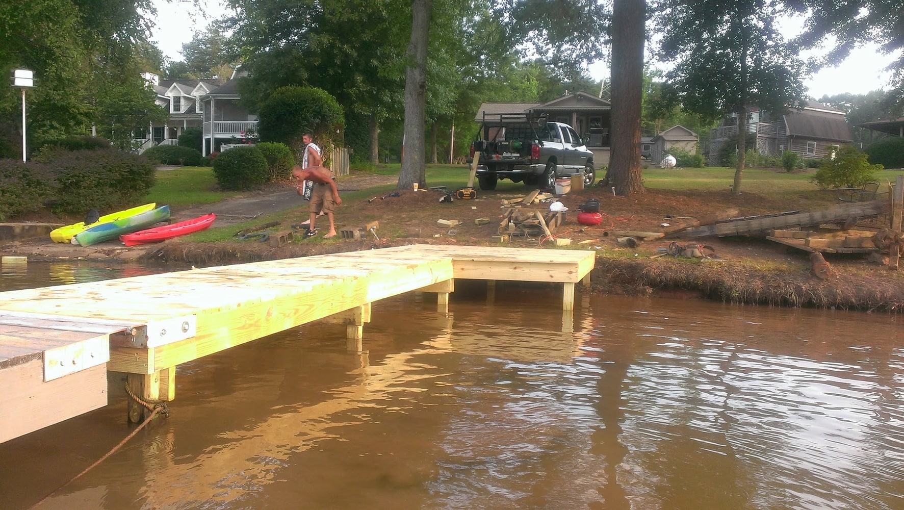 Photo(s) from David E Helms