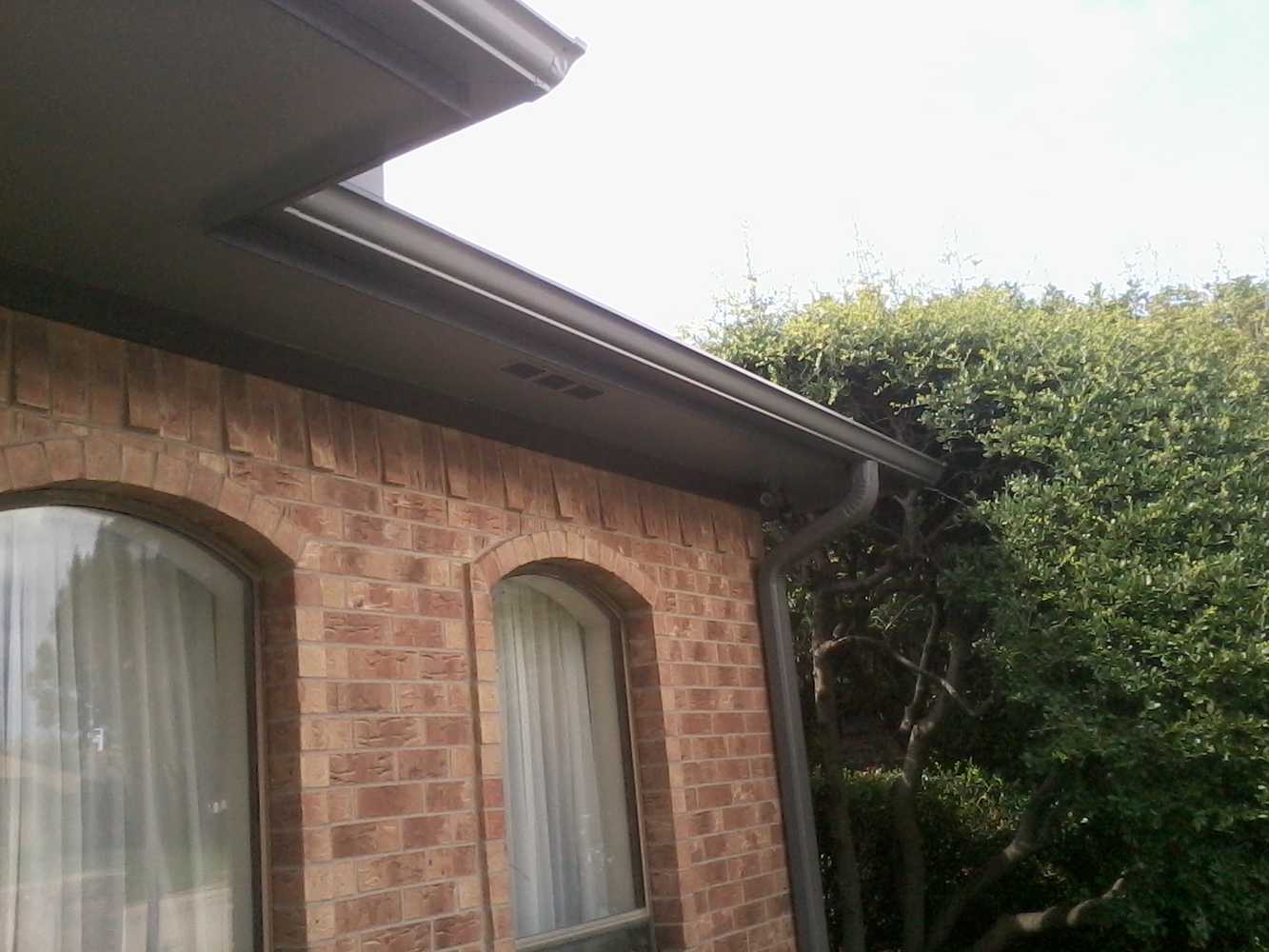 T & E Seamless Gutters LLC Project 1