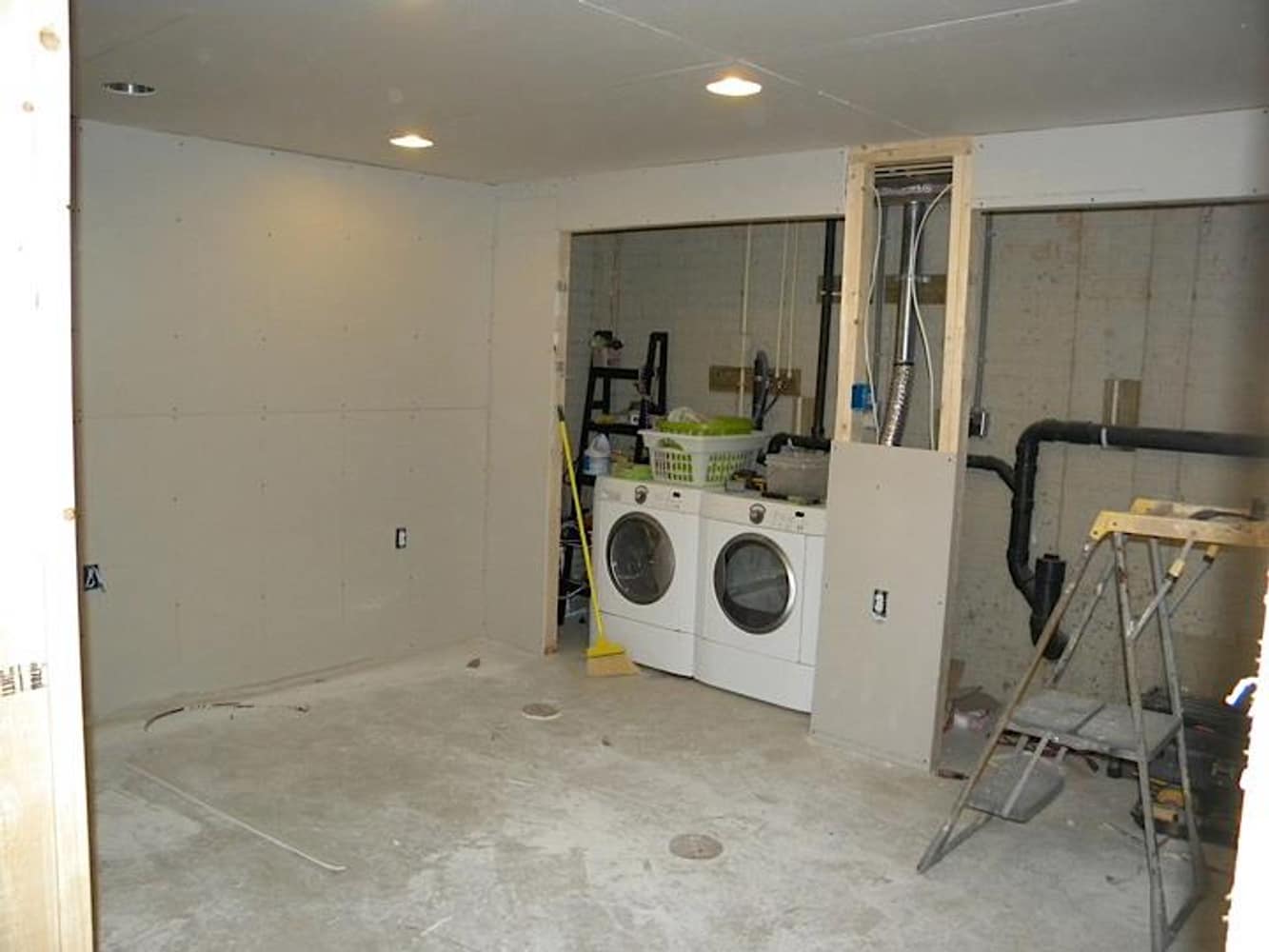 Finished Basement-Windsor, York County, PA