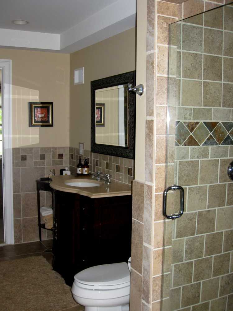 Guest Bath 