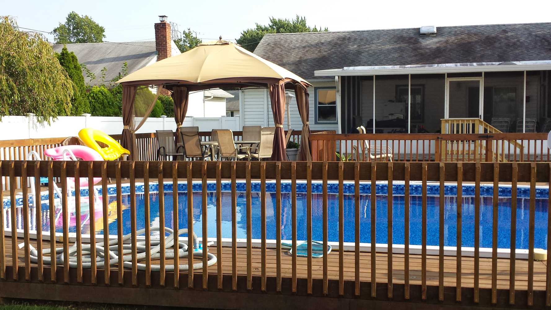 Decks from Li Decks And Remodeling Ltd